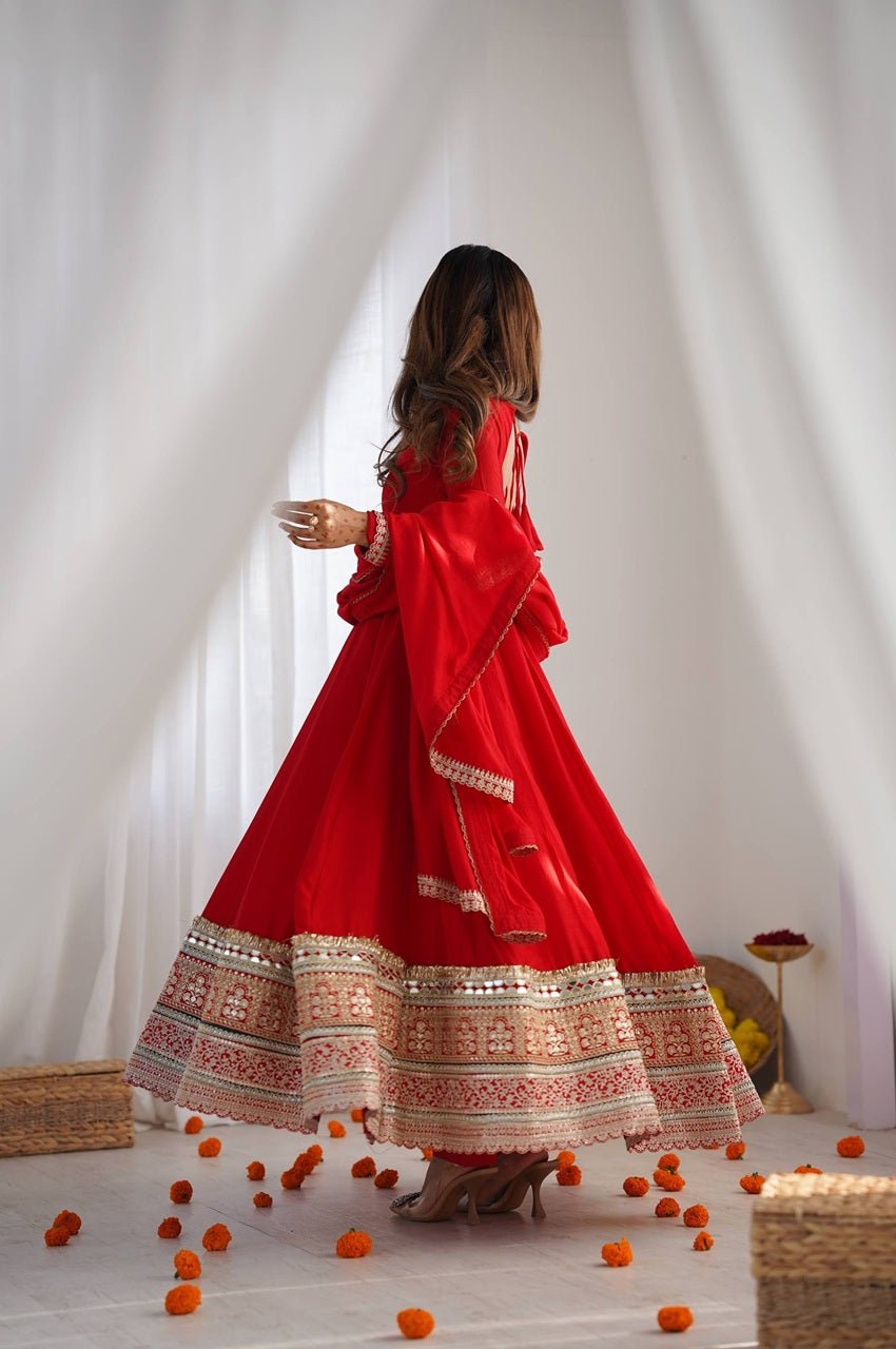 Red Blooming Vichitra Silk Embroidered Anarkali Suit