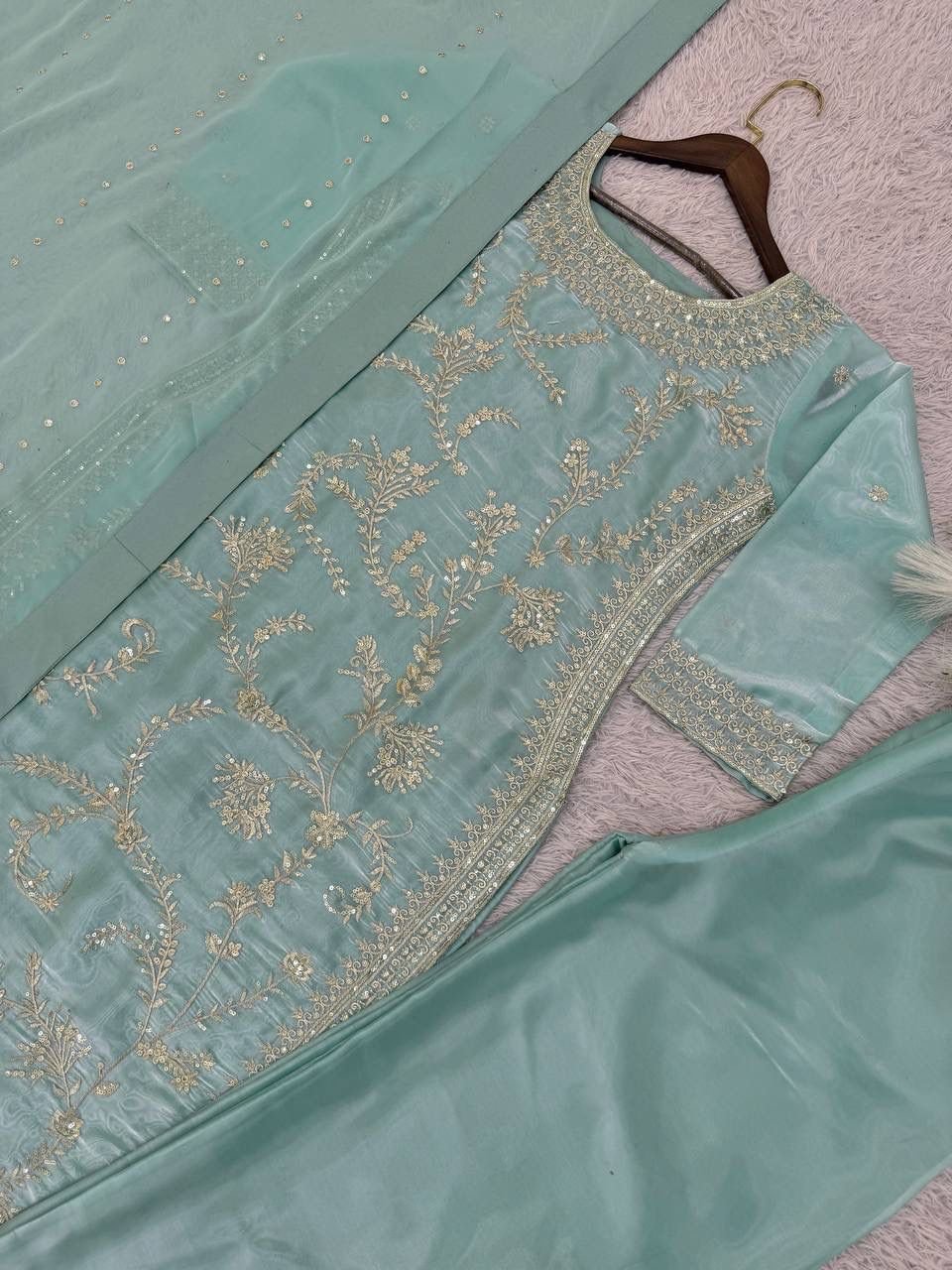 Pure silk straight suit