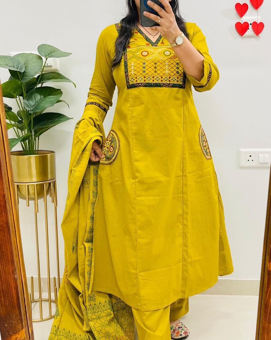 Embroidered Cotton Kurti Pant