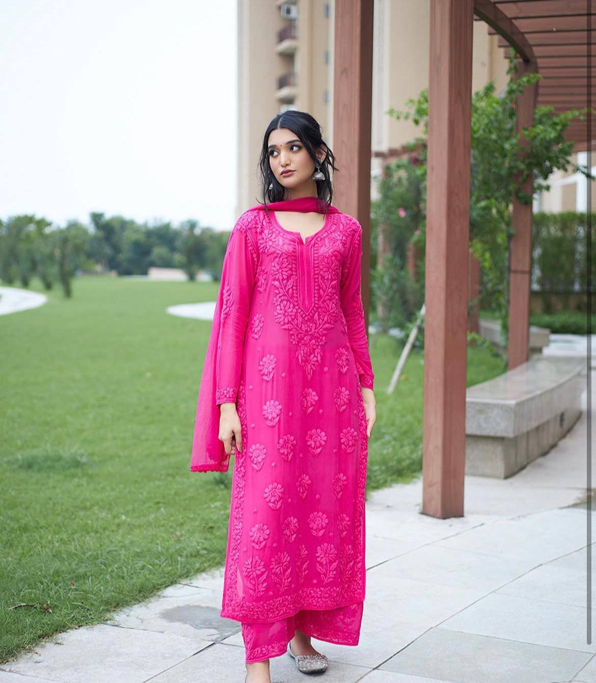 ChikanKari Suit