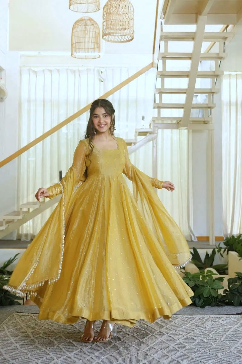 Designer Gown with Pent Set - KD 1641