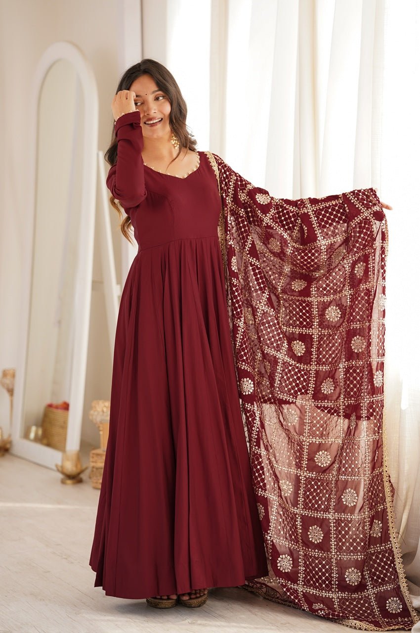 Maroon Roman Silk Chanderi 16 Kali Anarkali Suit with Georgette Dupatta Maroon Roman Silk Chanderi 16 Kali Anarkali Suit with Georgette Dupatta