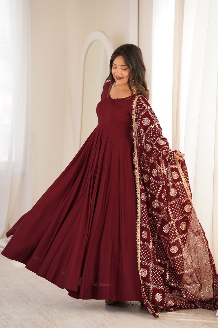 Maroon Roman Silk Chanderi 16 Kali Anarkali Suit with Georgette Dupatta Maroon Roman Silk Chanderi 16 Kali Anarkali Suit with Georgette Dupatta