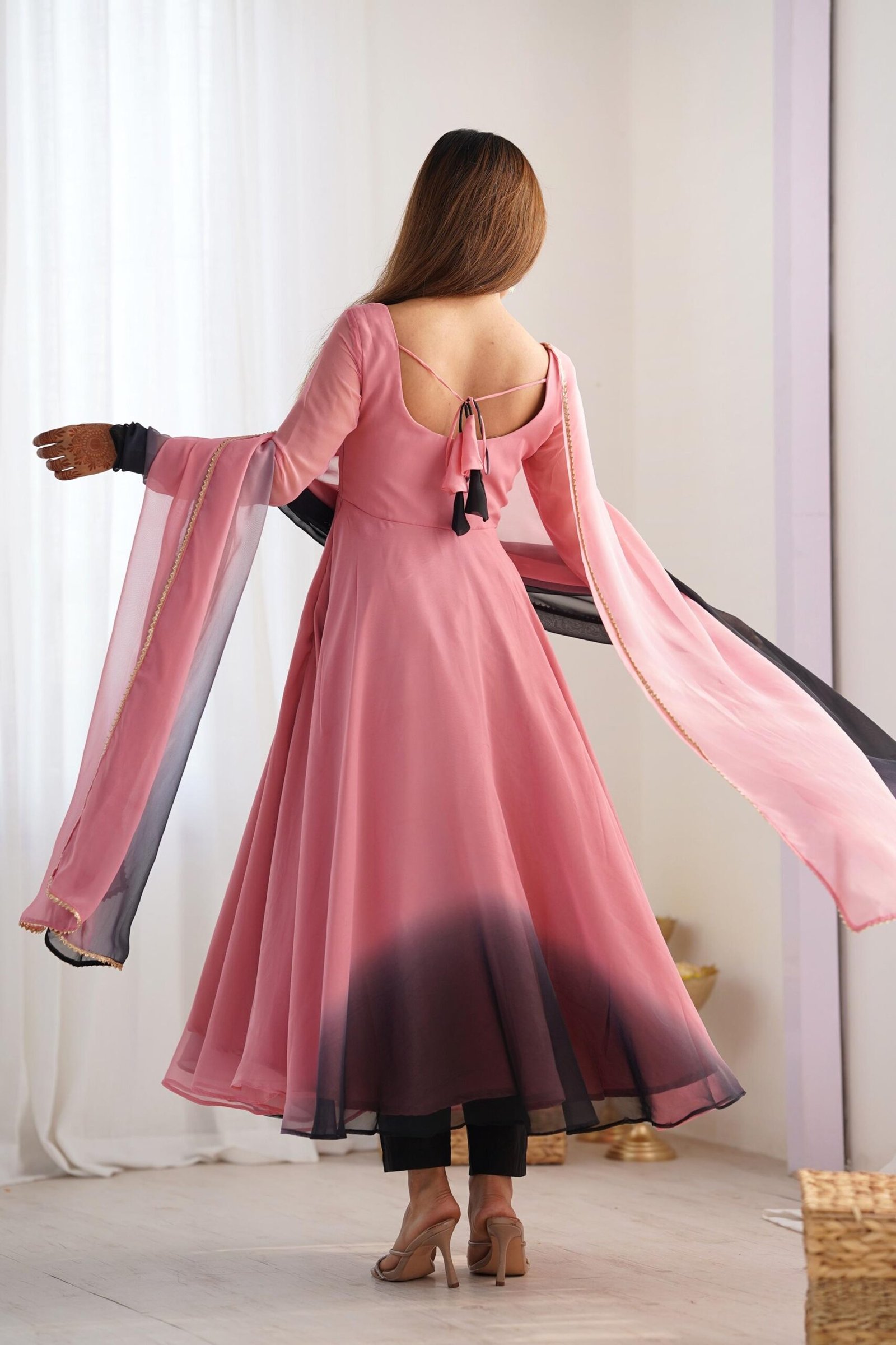 Elegant Pink Fox Georgette Anarkali Suit Elegant Pink Fox Georgette Anarkali Suit