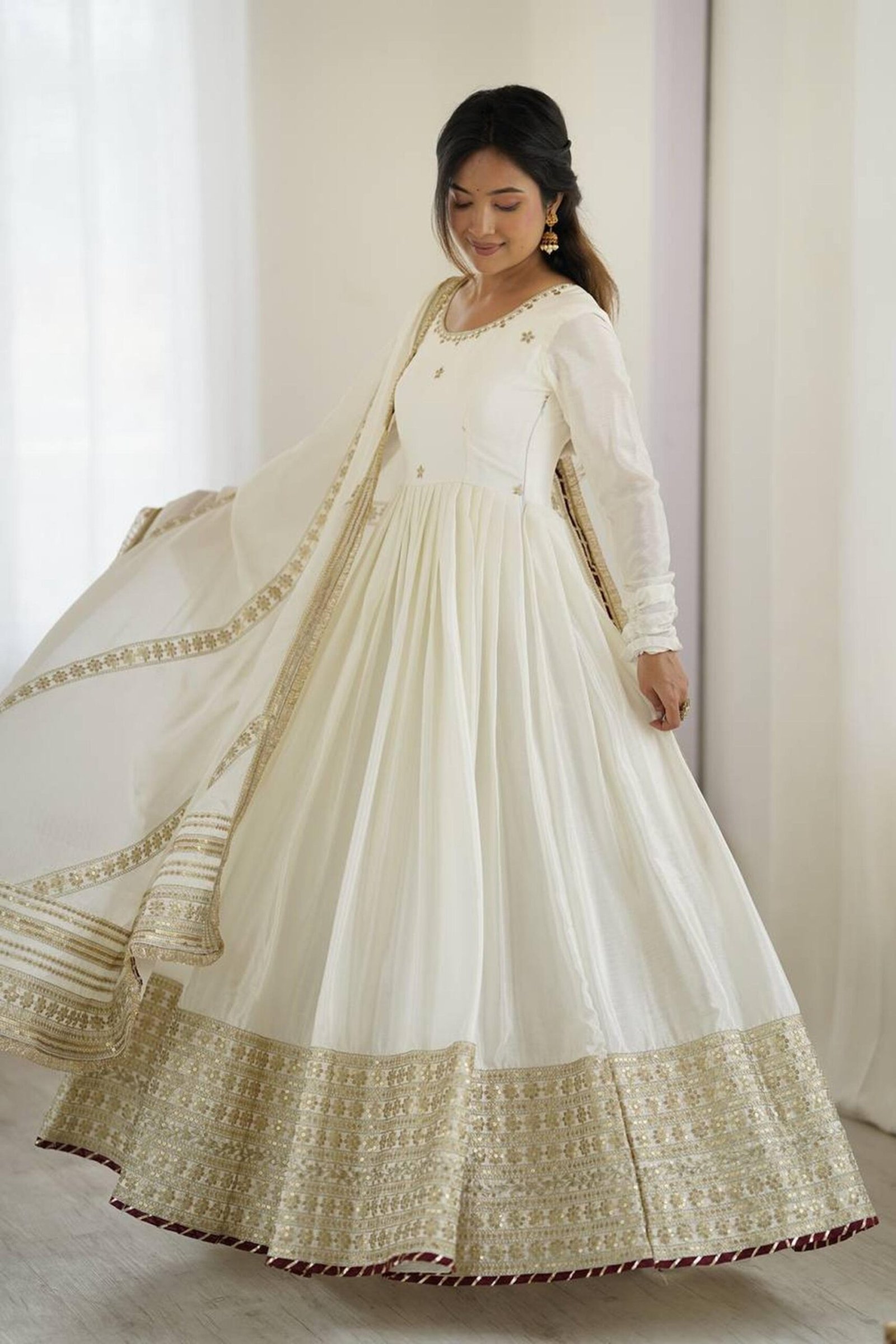 White Bollywood Style Anarkali Suit White Bollywood Style Anarkali Suit