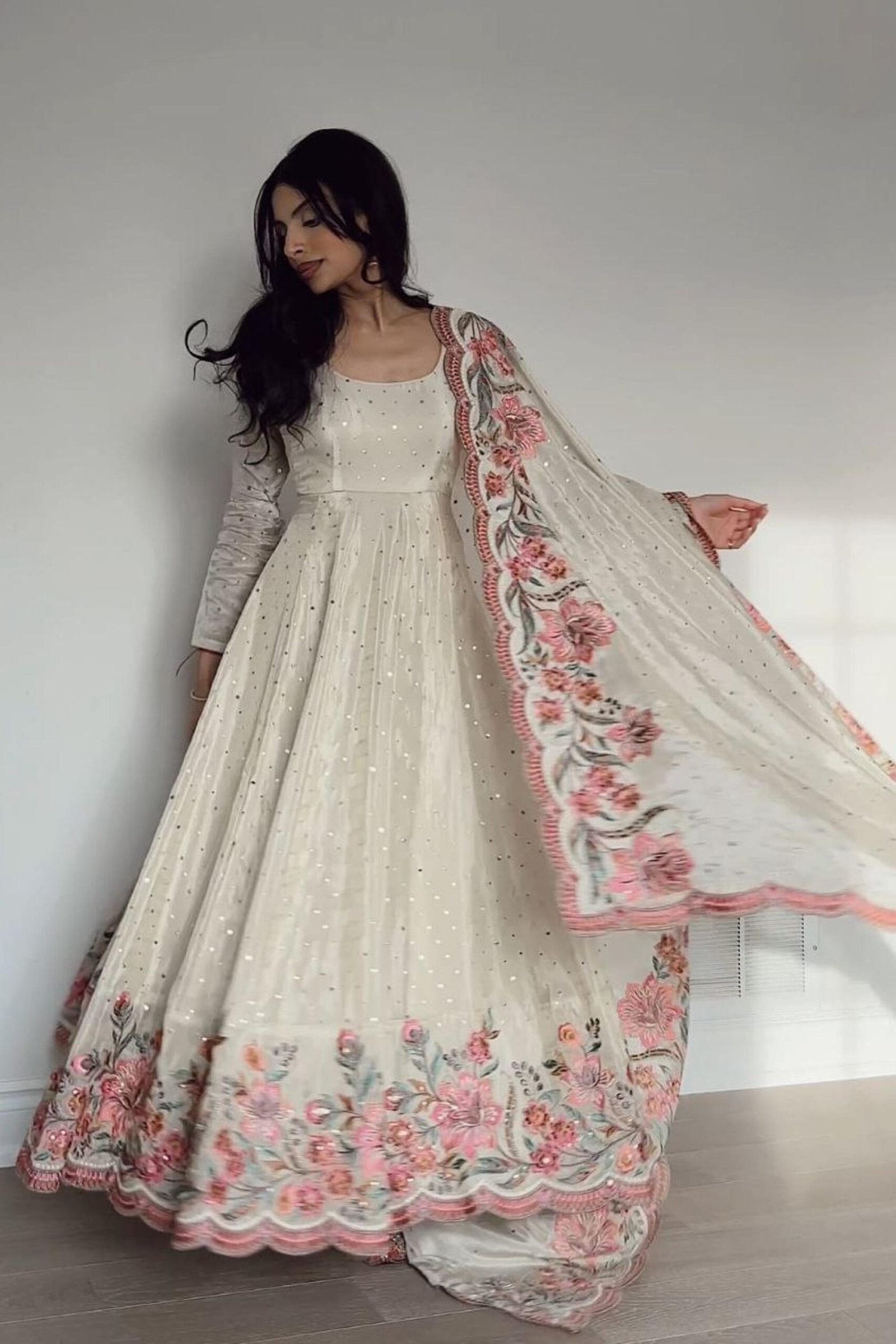 Off-White Vichitra Silk Gown Set Off-White Vichitra Silk Gown Set