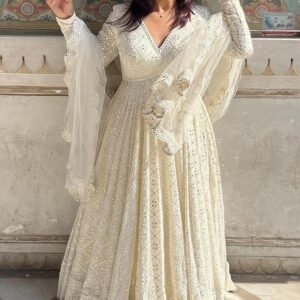 Luxurious White Georgette Anarkali Suit Set with Lakhnawi Work