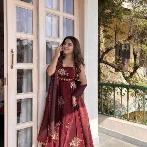 Maroon Fendy Silk Suit Set with Thread & Sequence Work