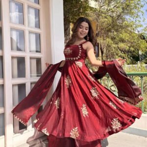 Maroon Fendy Silk Suit Set with Thread & Sequence Work